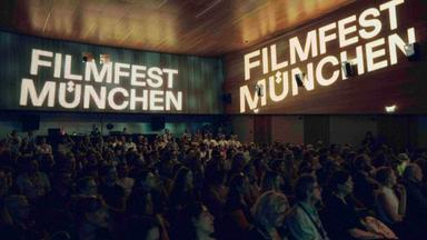 salle de projection durant la filmfest münchen 2025