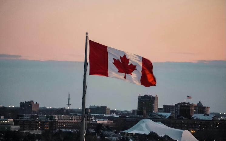 Vous envisagez de vous installer au Canada ?