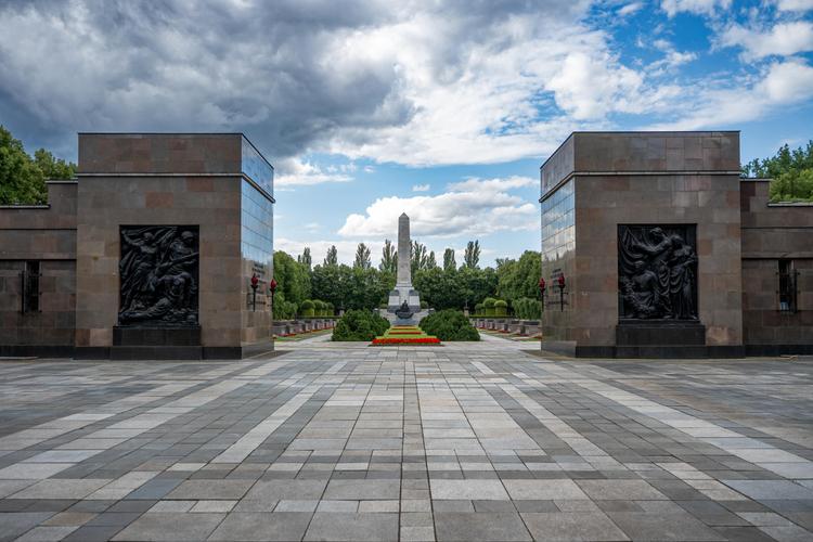 Le mémorial soviétique de Schönower Heide à Berlin
