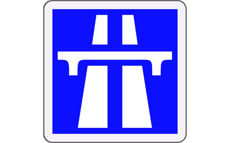Autoroutes à flux libre - ce qu'il faut savoir avant de prendre la route