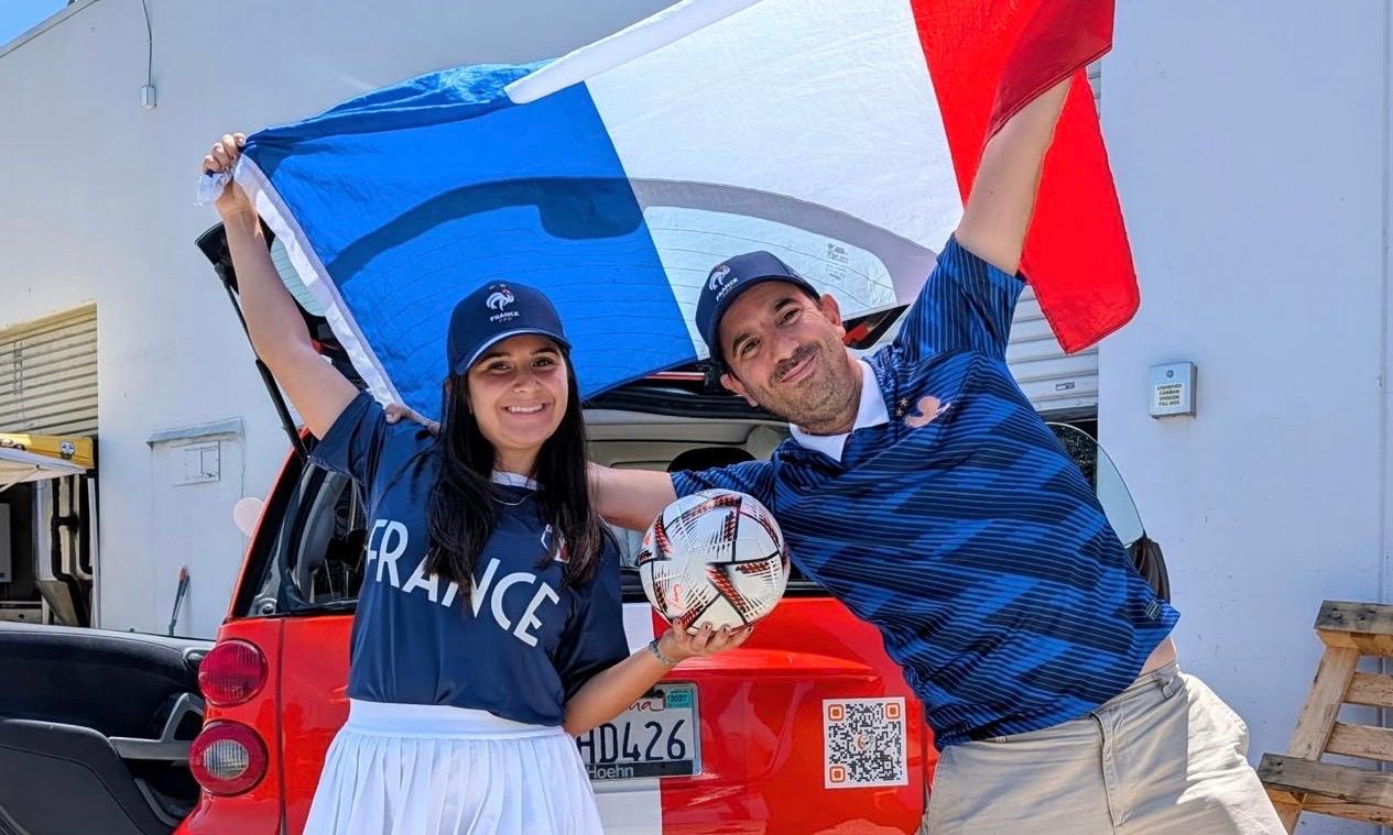 Concours de Panenka avec notre Smart « Scoopette » © Franck Pedretti Large