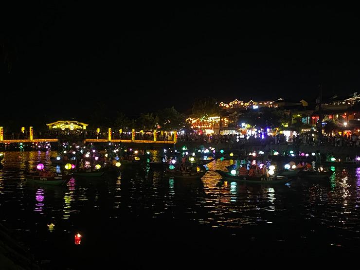 Le festival des lanternes de Hoi An : entre héritage historique et valorisation du pa