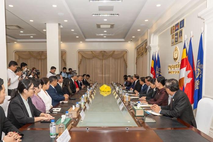 GX Foundation poursuit son engagement sanitaire au Cambodge 2