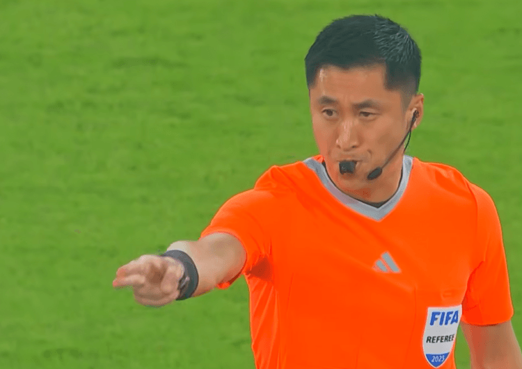 L'arbitre chinois Ma Ning