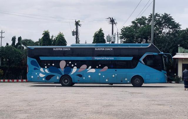 Les “sleeping bus” au Vietnam : entre succès populaire et défis de sécurité