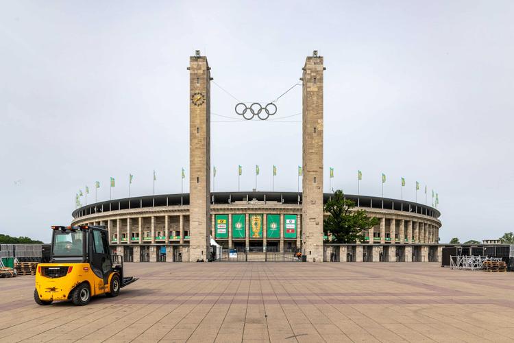 L'Olympiastadion vue de l'extérieur