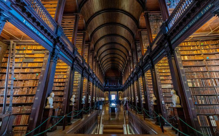 Bibliothèque Long Room, Trinity College Dublin, comté de Dublin