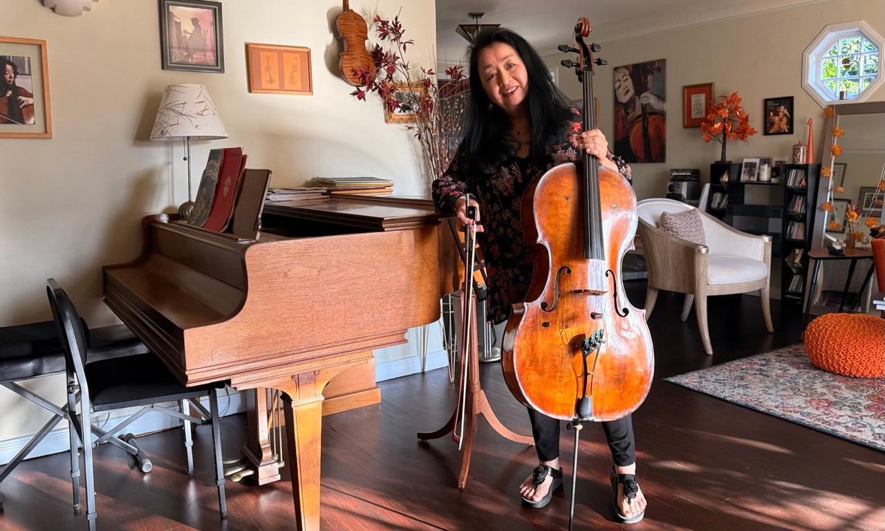 Cecilia Tsan dans sa maison de Los Angeles