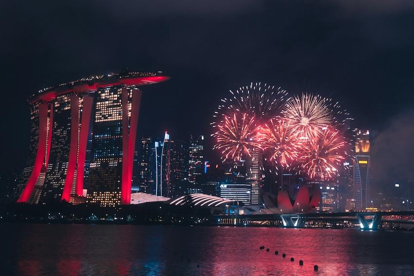 feu d'artifice singapour fête nationale