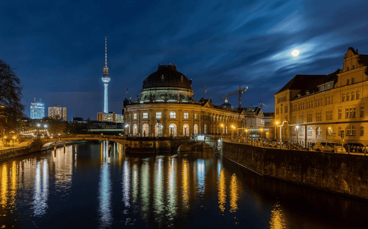 Bode-Museum, sur l’Île aux Musées de Berlin, au bord de la Spree