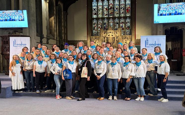 À Londres Accueil, 60 bénévoles œuvrent pour l'accueil et le bien-être des français et francophones de la capitale britannique.