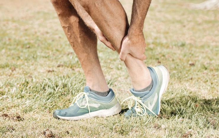 Petites astuces pour des jambes légères en voyage et en balade