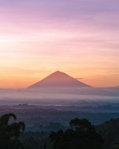 Le Mont Agung, un volcan sacré au coeur de Bali