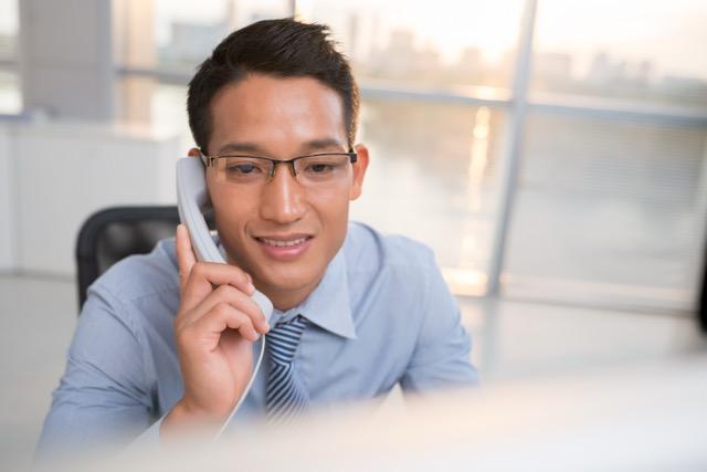 Sous-traiter au Vietnam, vendre en France : comment trouver ses premiers clients