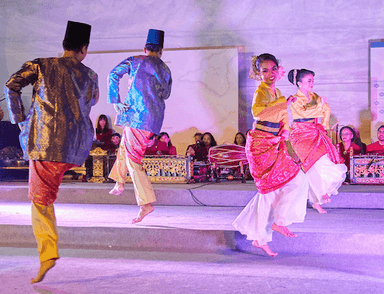 la danse du zapin à singapour