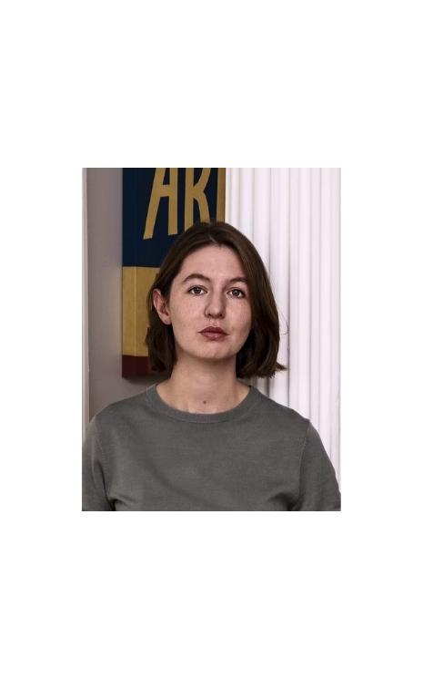 Les ouvrages de l'écrivaine irlandaise Sally Rooney ne seront plus distribués au Royaume-Uni.