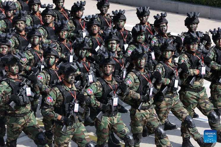 Près de 3 000 jeunes Cambodgiens candidats au service militaire dès le premier jour