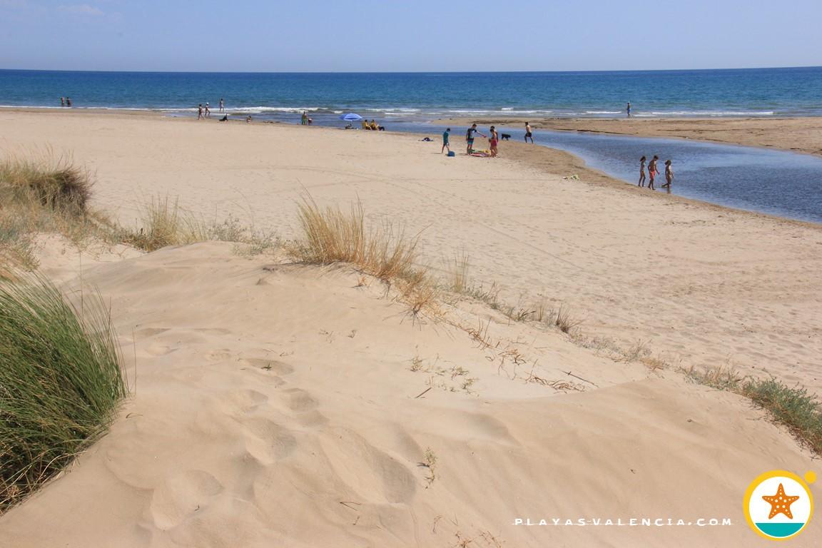 La plage de Bassetes