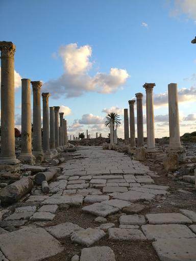 TYR%20Photo%204%20%20Site%20dAl%20Medina%20Gabriel%20de%20la%20Laurencie