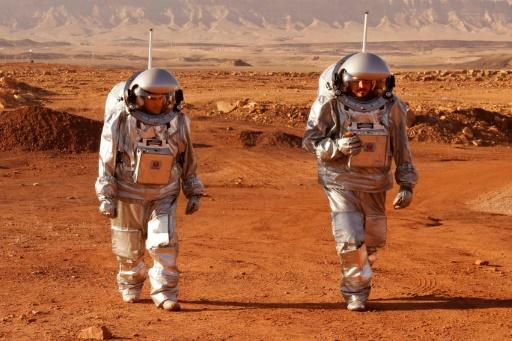 Des astronautes simulent la "vie sur Mars" dans le désert israélien