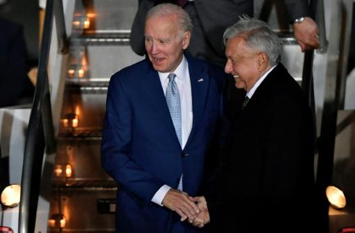 Biden commence sa première visite au Mexique