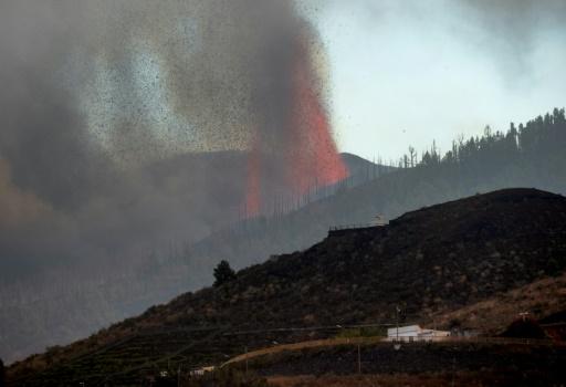 éruption d'un volcan aux canaries