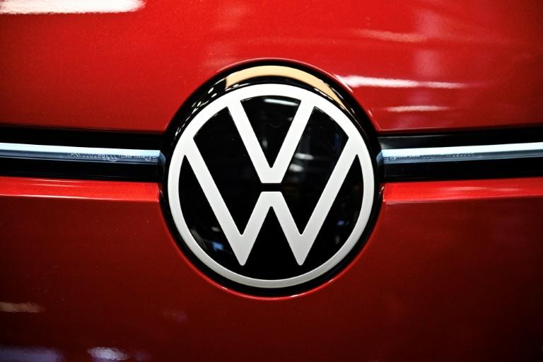 Les salariés de Volkswagen en grève pour sauver les usines allemandes