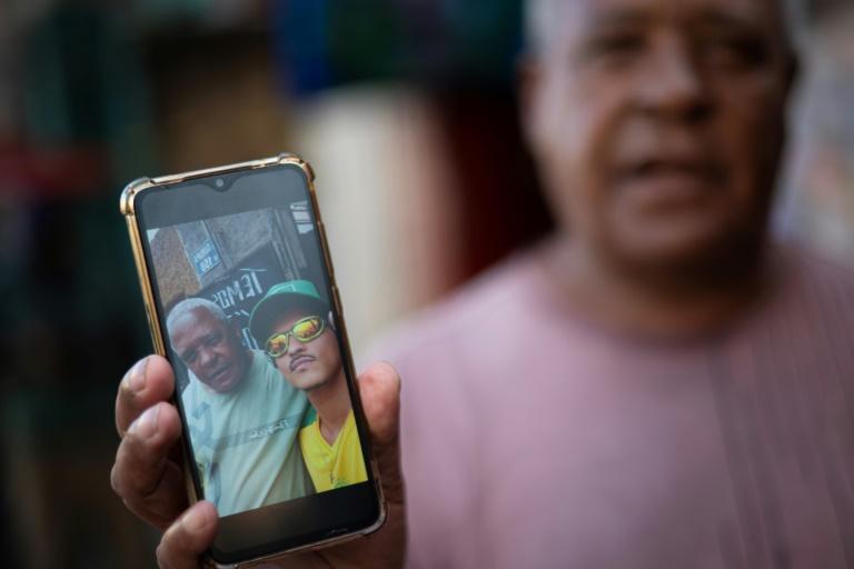Un bar brésilien transfiguré après une visite surprise de Bruno Mars