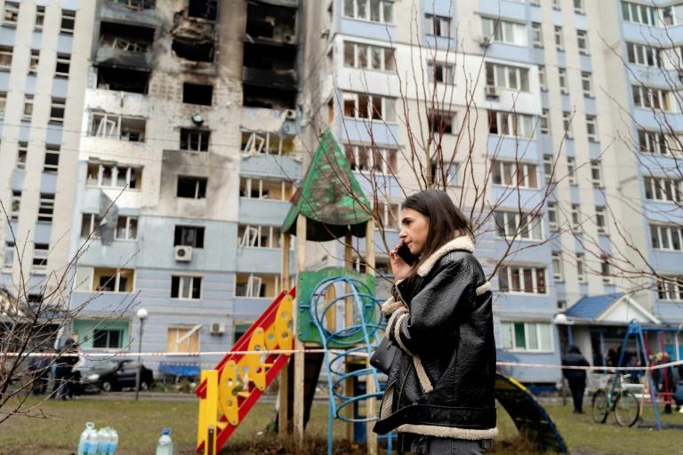 Guerre en Ukraine: Zelensky affirme que Poutine essaie de "manipuler" Trump