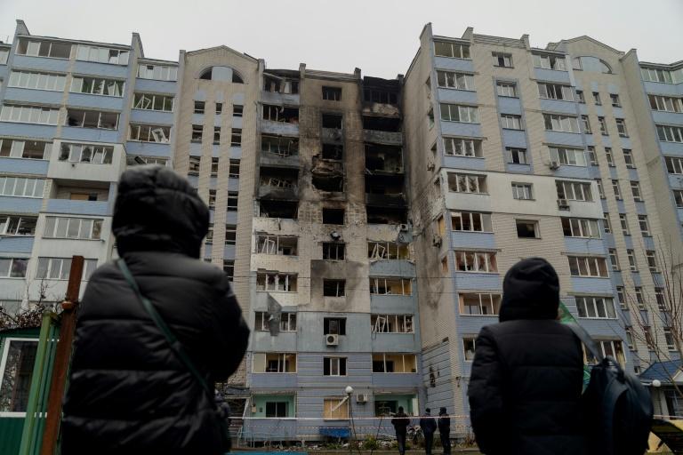 Guerre en Ukraine: Zelensky affirme que Poutine essaie de "manipuler" Trump