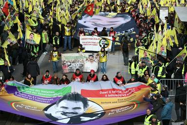 Turquie: appel historique du chef kurde Öcalan à dissoudre le PKK