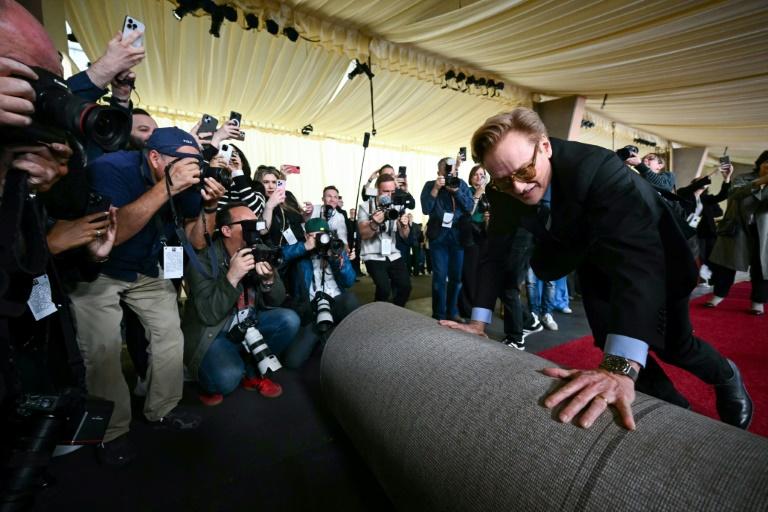 Les Oscars s'annoncent à couteaux tirés entre "Anora" et "Conclave"