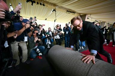 Les Oscars s'annoncent à couteaux tirés entre "Anora" et "Conclave"