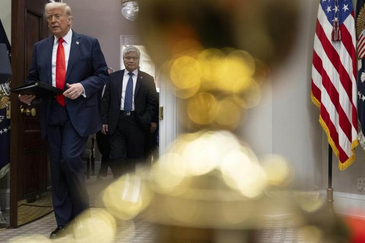 Le géant TSMC augmente ses investissements aux Etats-Unis sous le patronage de Trump