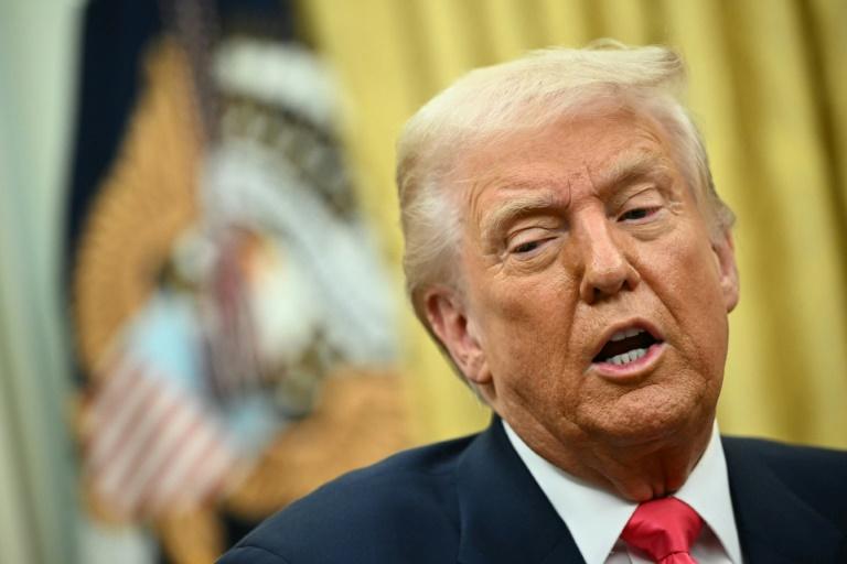 Volte-face de Trump qui recule sur les droits de douane imposés au Canada et au Mexique