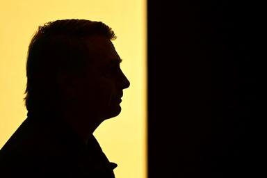 Brésil: Bolsonaro mobilise ses partisans en pleine tourmente judiciaire