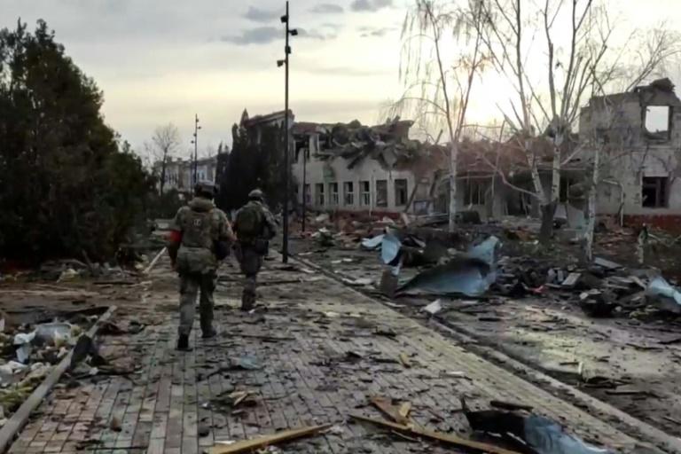 Ukraine: nouveau contact américano-russe, les alliés de Kiev veulent faire pression sur Moscou