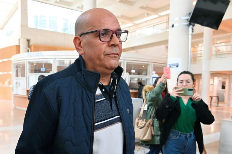 L'influenceur Doualemn interpellé en vue de son expulsion vers l'Algérie