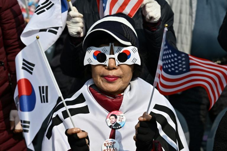 Destitution ou retour du président Yoon ? La Corée du Sud va connaître son avenir politique