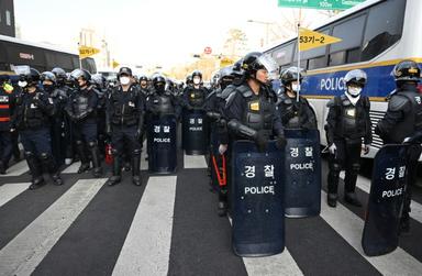 Destitution ou retour du président Yoon ? La Corée du Sud va connaître son avenir politique