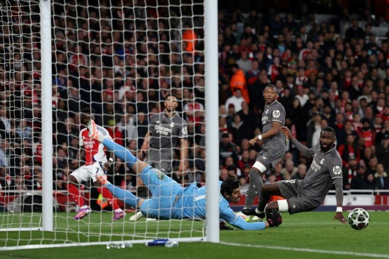 C1: Arsenal foudroie le Real (3-0) grâce au canonnier Declan Rice