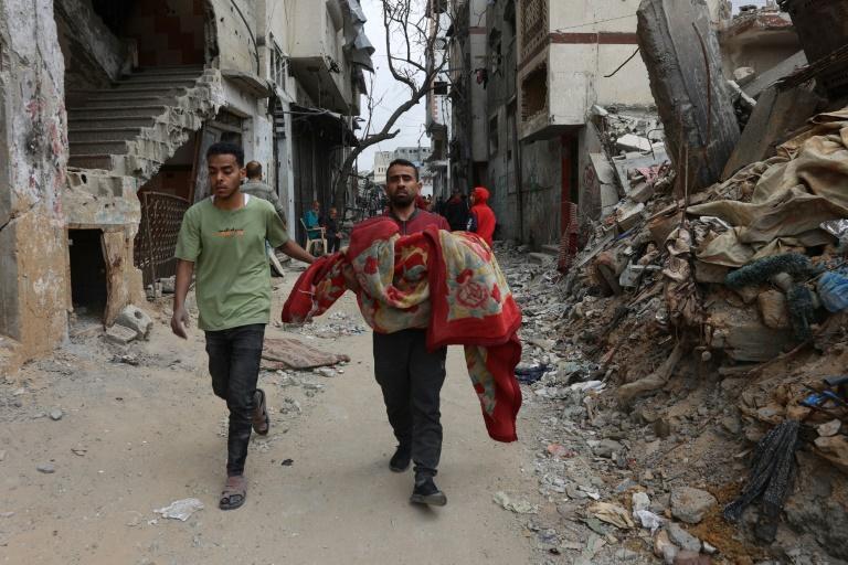 Plus de 20 morts dans une frappe israélienne à Gaza selon les secours