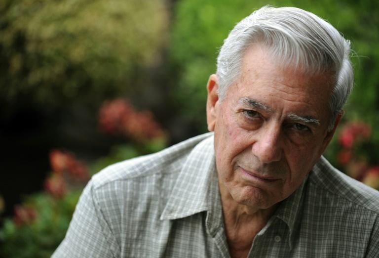 Pérou: décès du Nobel de littérature Mario Vargas Llosa à l'âge de 89 ans