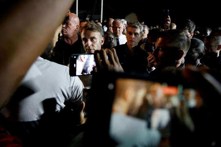 Macron attendu lundi à Mayotte toujours meurtrie par le cyclone Chido