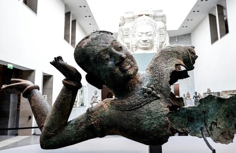 À Paris, les trésors de bronze du Cambodge se dévoilent