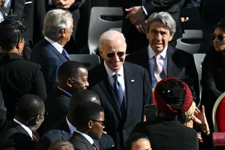 Après 100 jours, Trump reste obnubilé par Biden