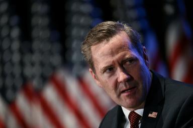 Les 100 jours passés, premier mouvement majeur dans l'équipe Trump