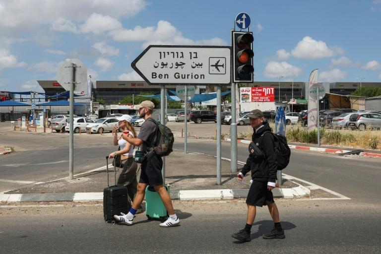Chute d'un missile près de l'aréoport de Tel-Aviv après un tir du Yémen