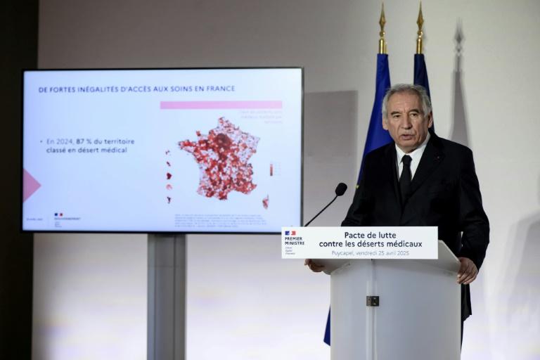 Déserts médicaux: feu vert des députés pour réguler l