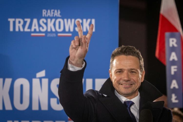 Trzaskowski: un europhile polyglotte favori de la course à la présidence polonaise